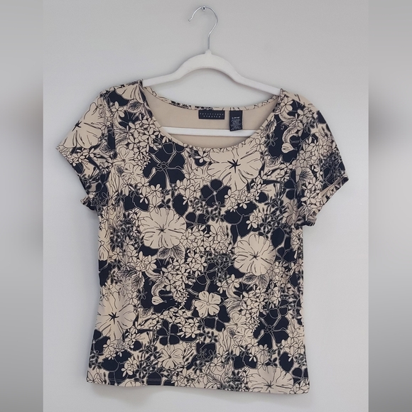 Apostrophe Floral Black and Beige Stretch Top - Picture 1 of 4